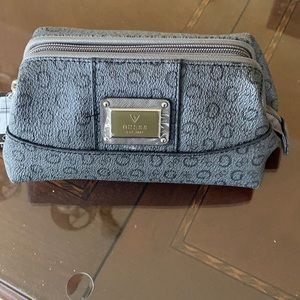 Guess cosmetic case NWT